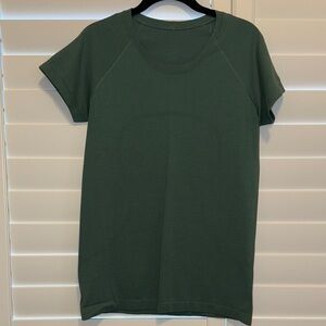 Lululemon Swiftly Tech Short Sleeve